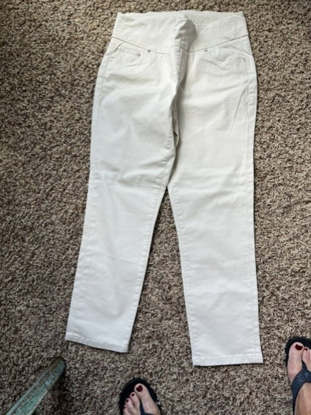 Women's Jag pull on jeans,  size 8 high rise slim ankle